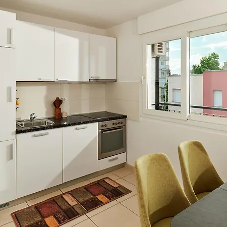Luxury Mind Center Apartmán *